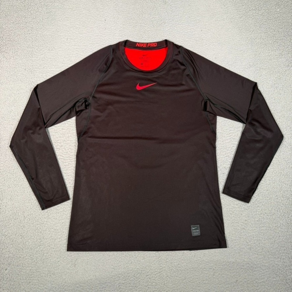 Nike Pro Shirt Mens Medium Black Center Swoosh Fitted Fitness Sports Athletic